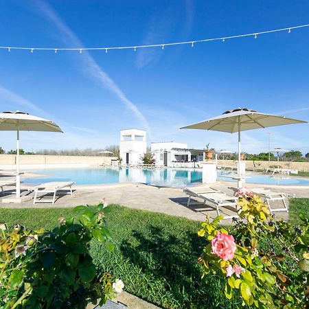 Masseria Rauccio Торе дел'Орсо Екстериор снимка