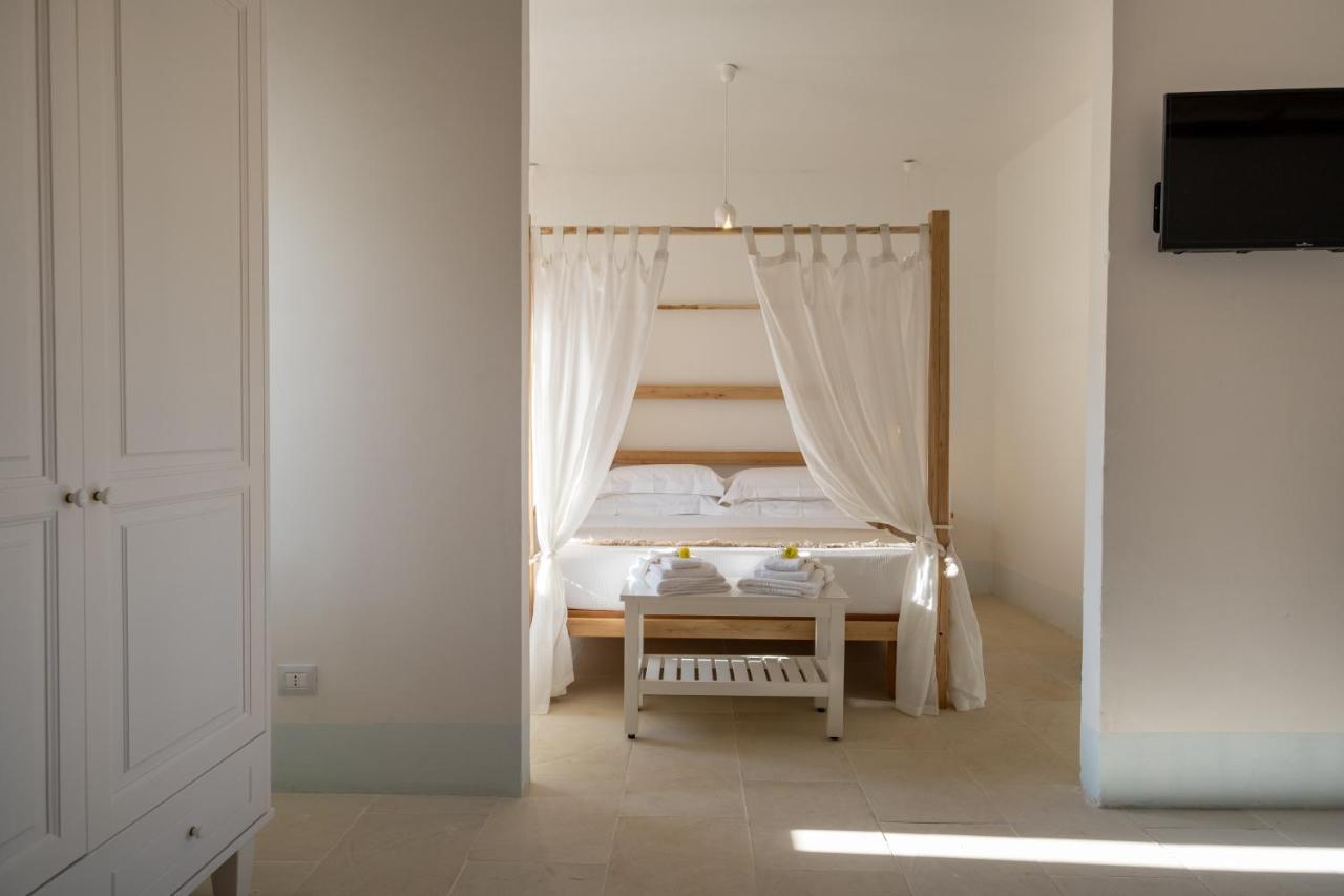 Masseria Rauccio Торе дел'Орсо Екстериор снимка